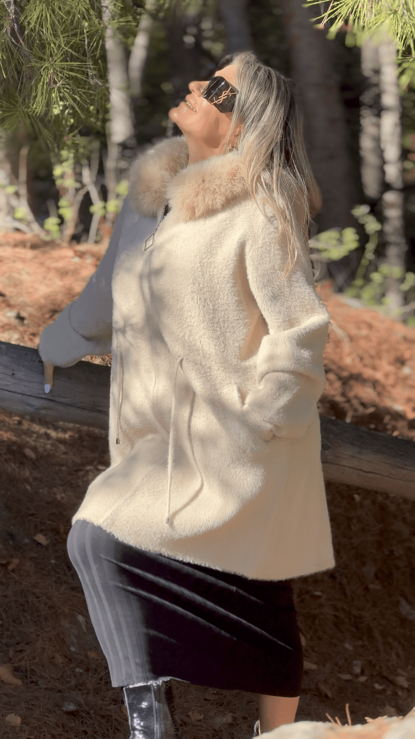 ELEGANCE PEARLY COAT