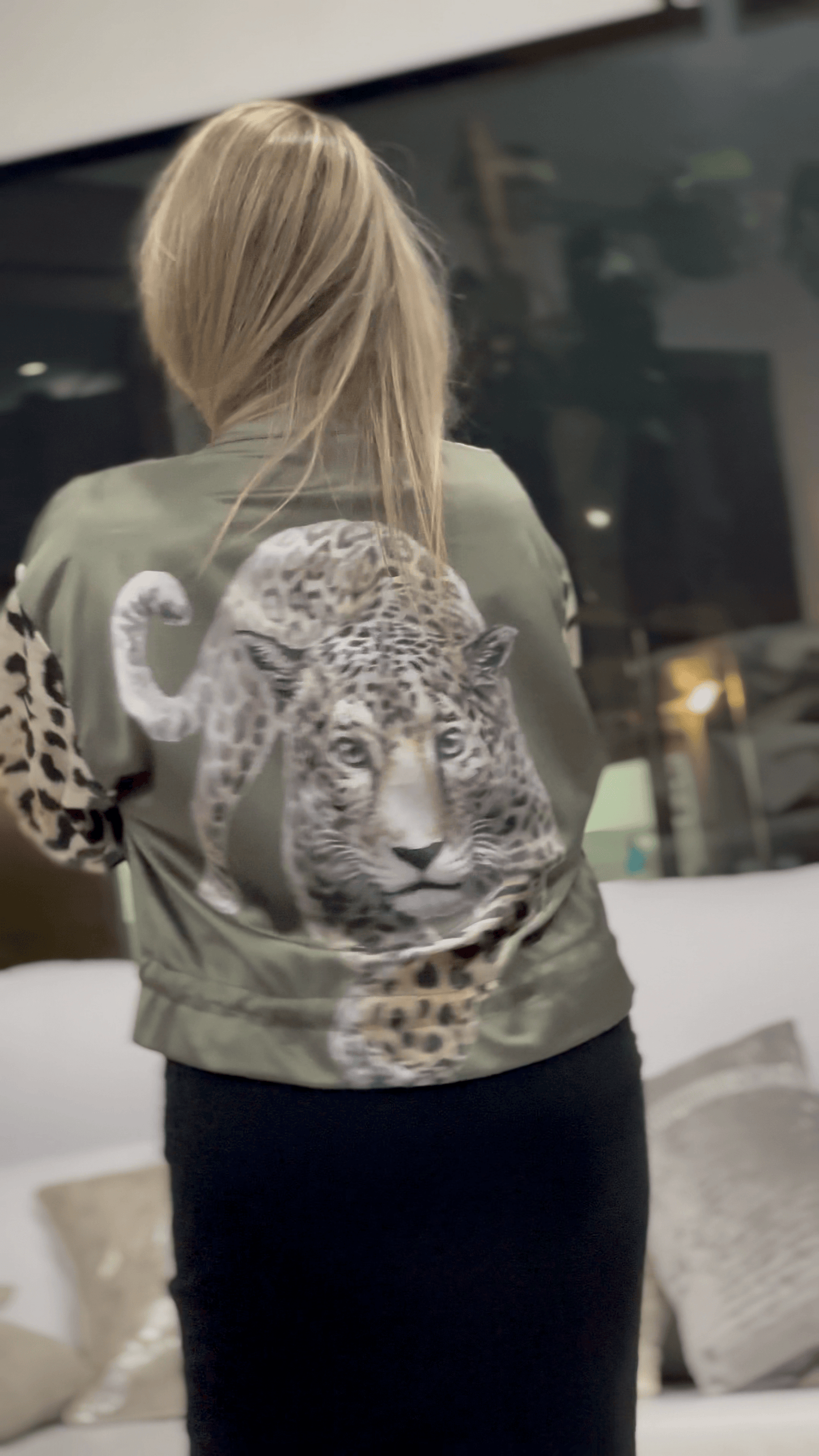 CHAQUETA LEOPARDO ELEGANTE