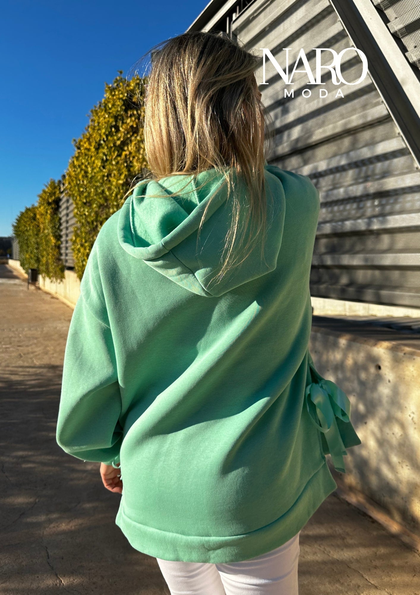 AURORA SWEATSHIRT